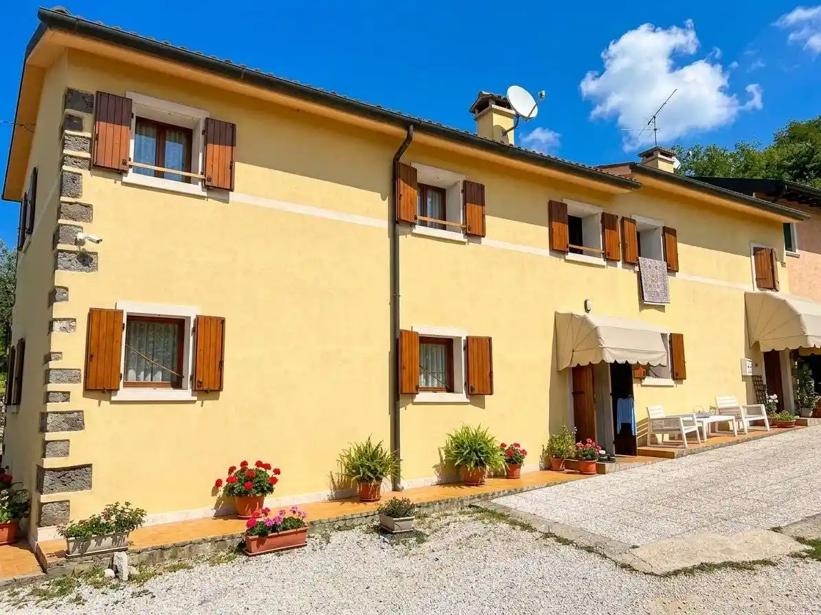 Villa in vendita a Gambellara