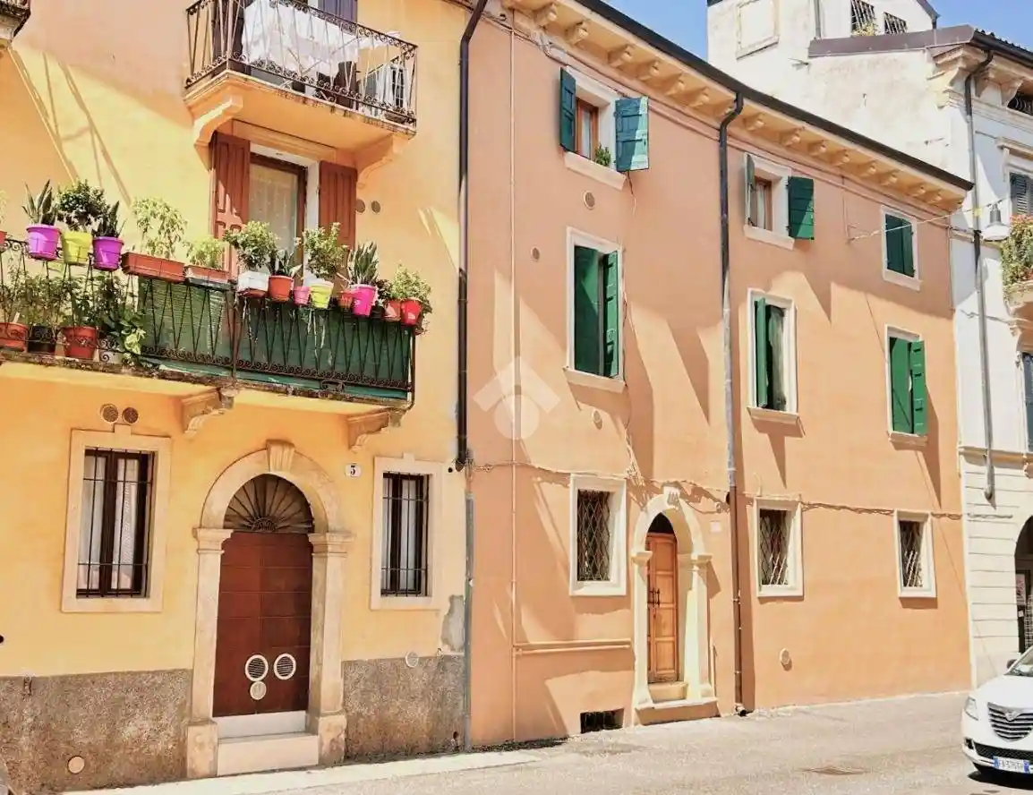 Appartamento in affitto a Verona