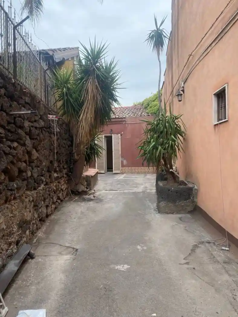 Casa indipendente in vendita a Catania