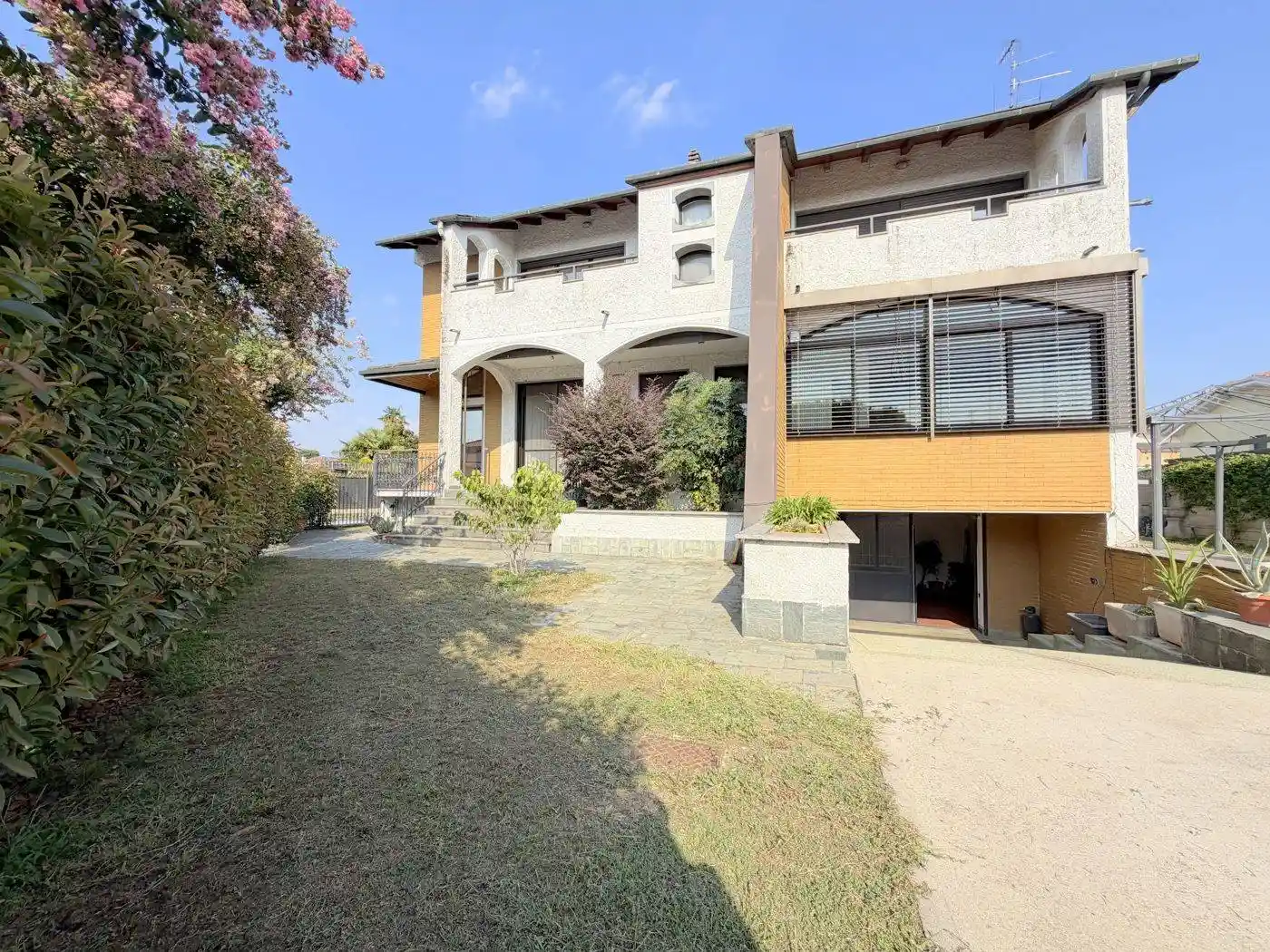 Villa in vendita a Inveruno