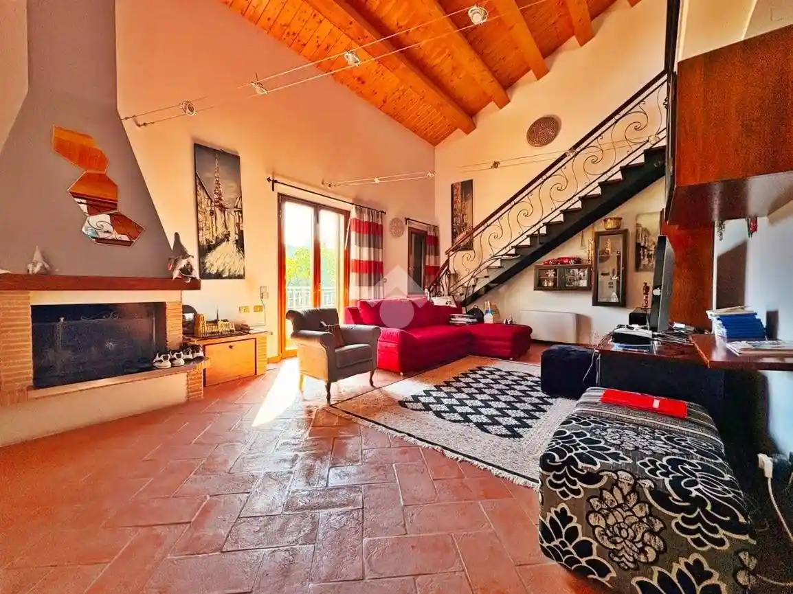Villa in vendita a Fabriano