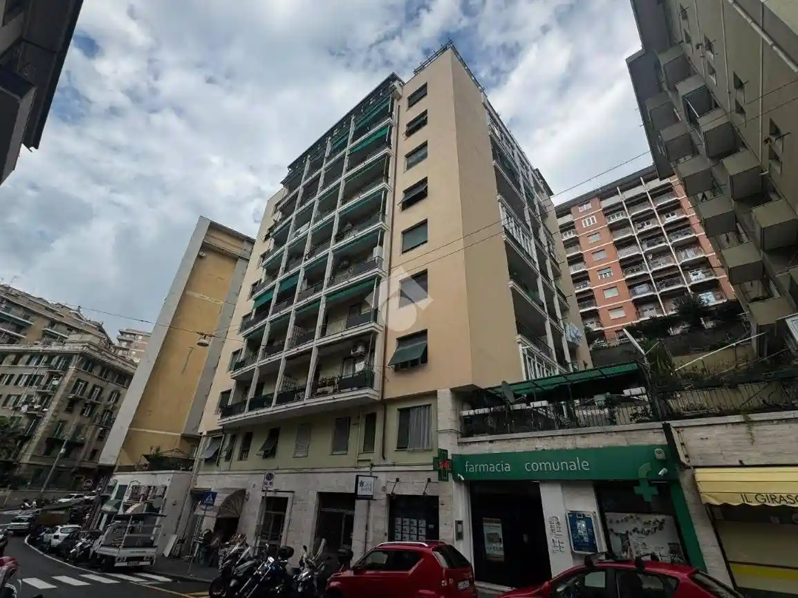 Appartamento in vendita a Genova