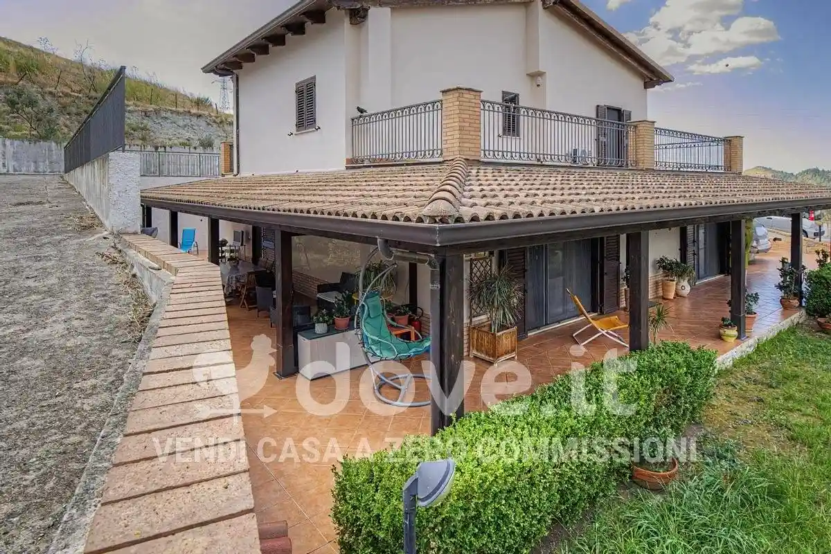 Villa in vendita a Catanzaro