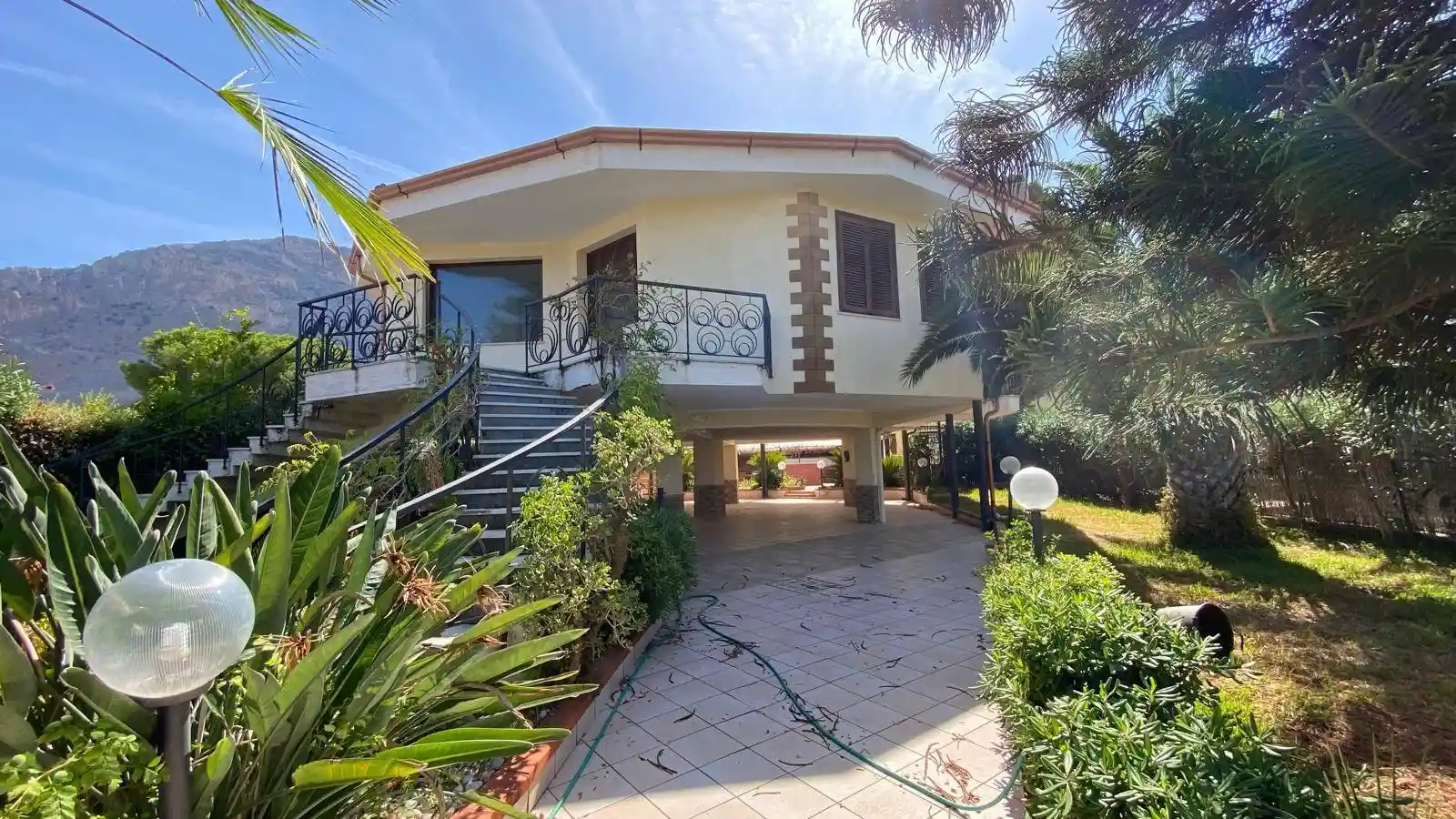 Villa in vendita a Isola delle Femmine