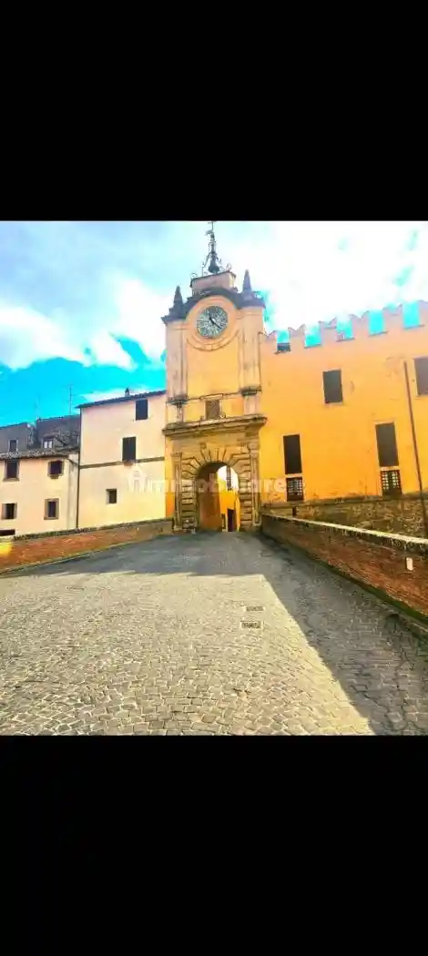 Appartamento in vendita a Capranica