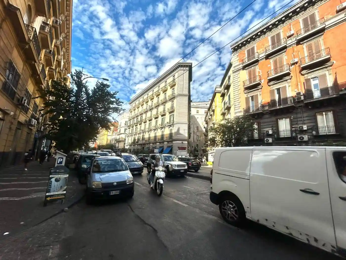 Appartamento in vendita a Napoli