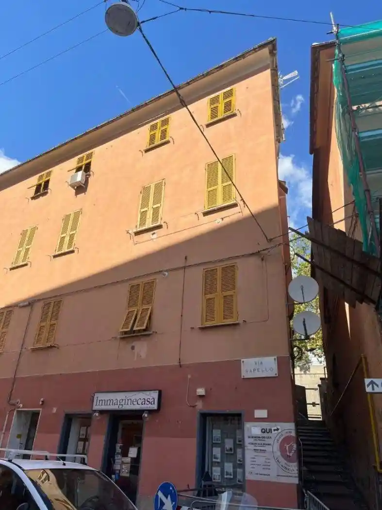 Appartamento in vendita a Genova