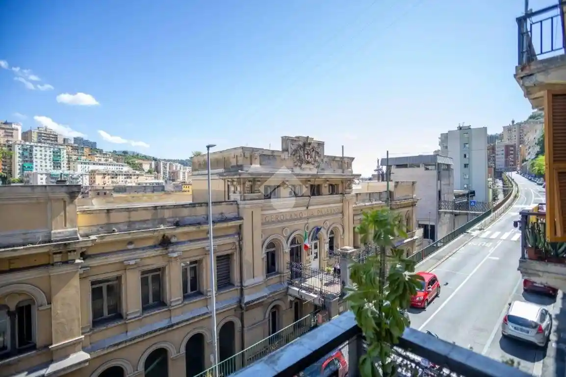 Appartamento in vendita a Genova