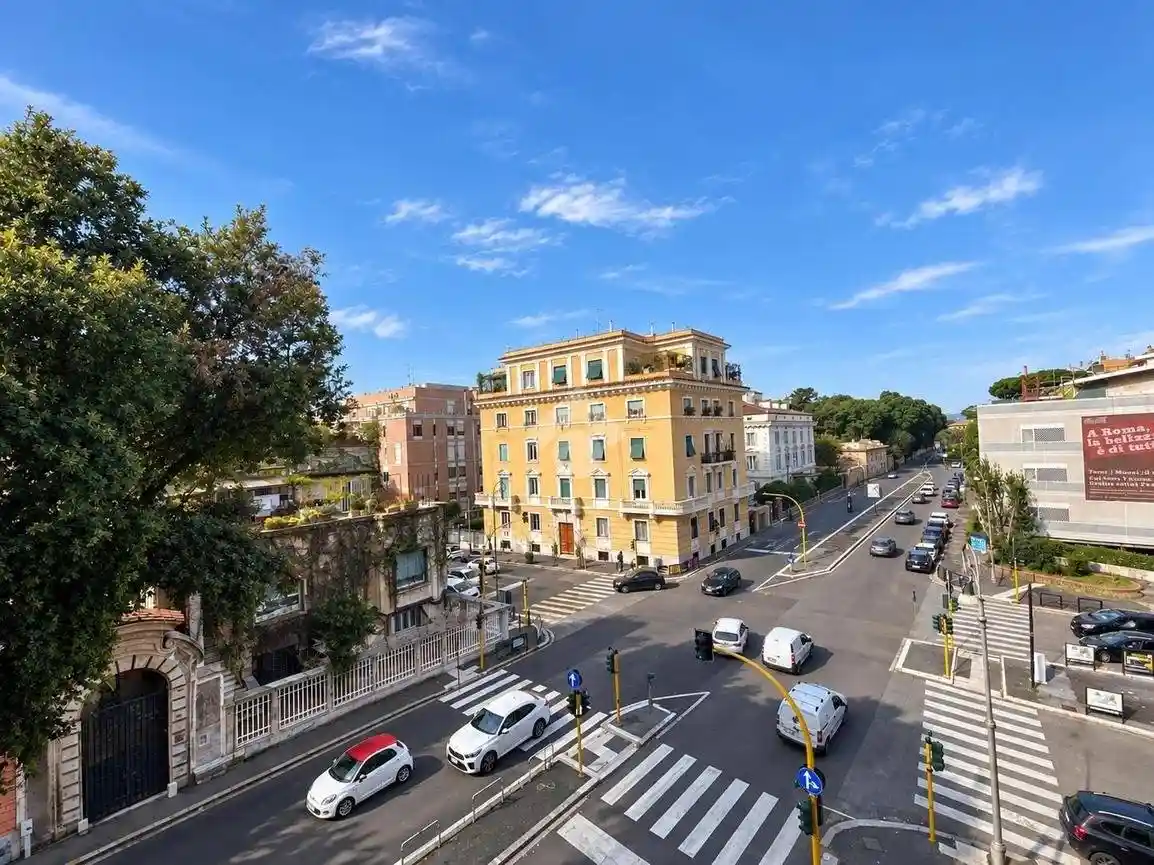 Appartamento in vendita a Roma