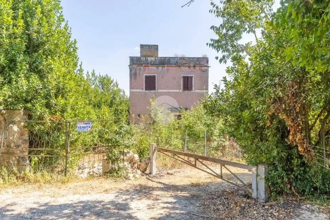 Casa indipendente in vendita a Guidonia Montecelio
