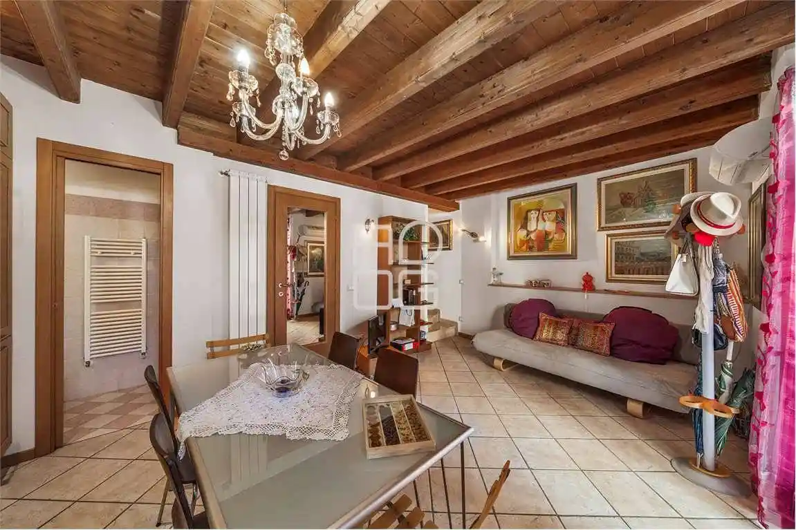 Appartamento in vendita a Moniga del Garda