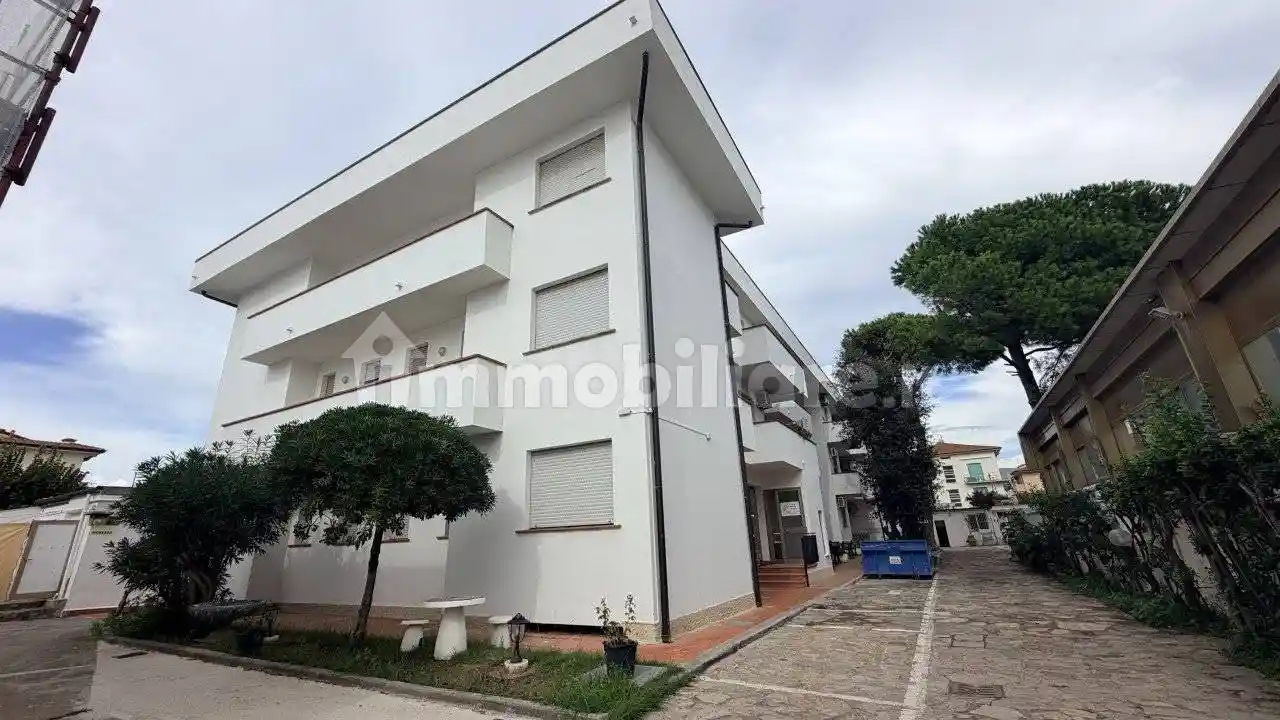 Appartamento in vendita a Camaiore
