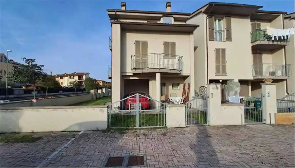 Villetta a schiera - foto 2