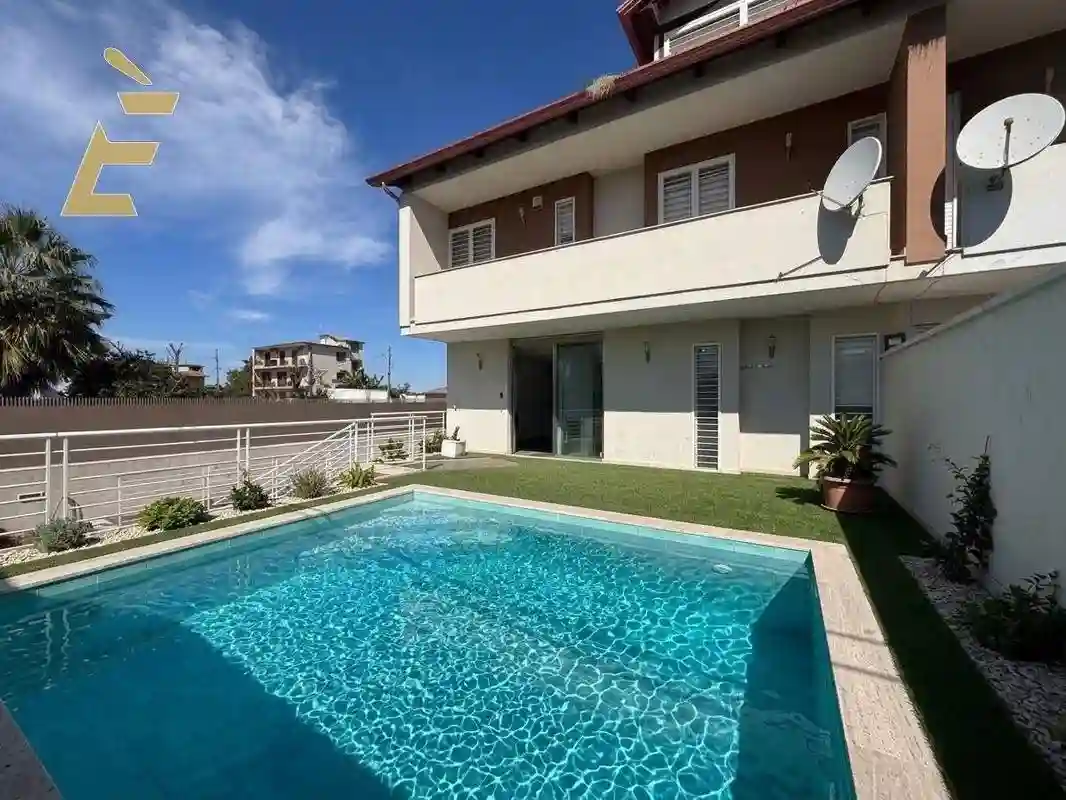 Villa - foto 4