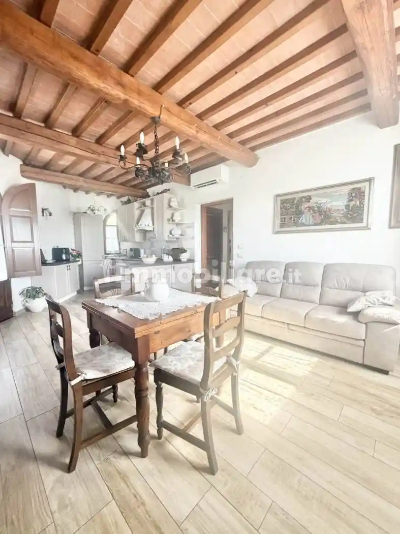 Appartamento in vendita a Massarosa