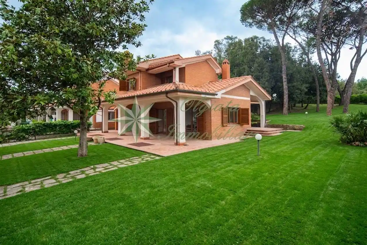 Villa in vendita a Roma