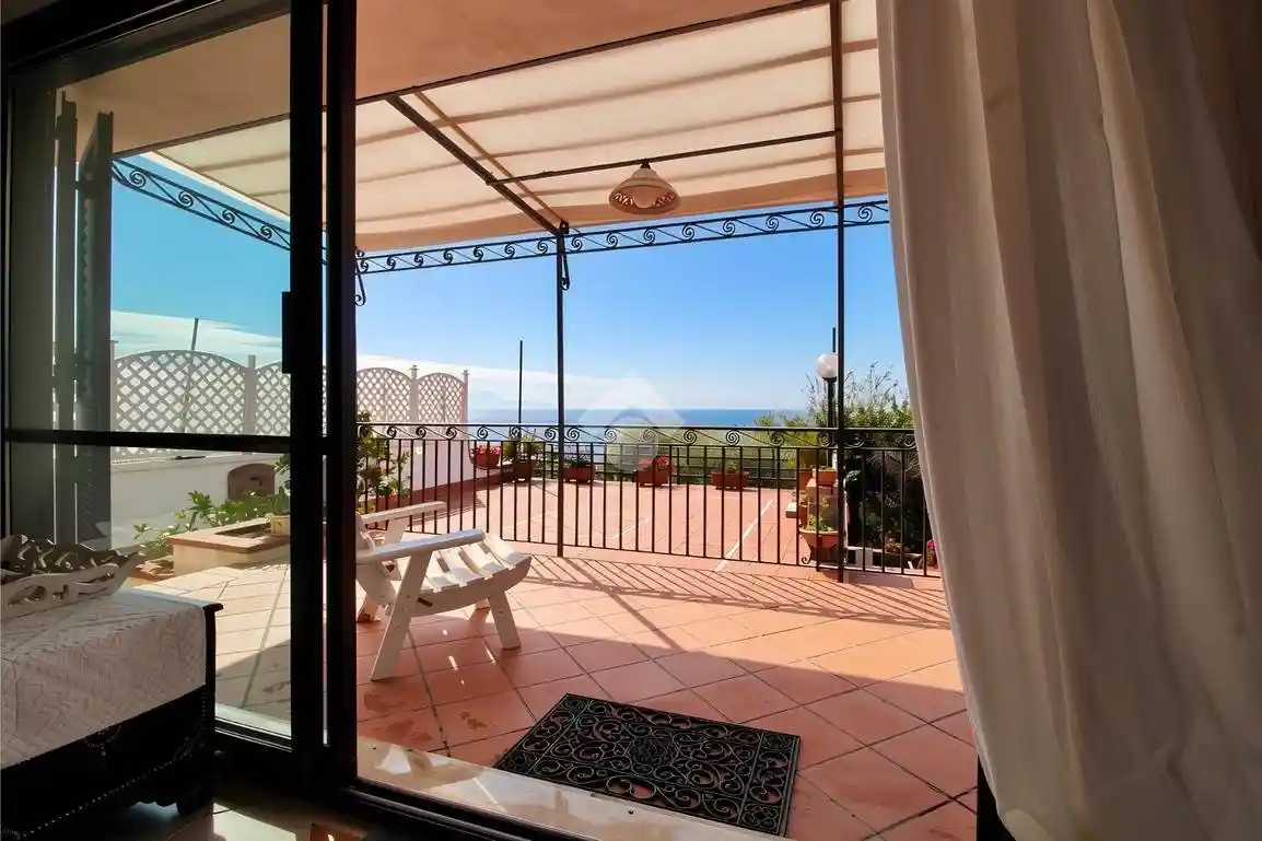 Villa in vendita a Ispani