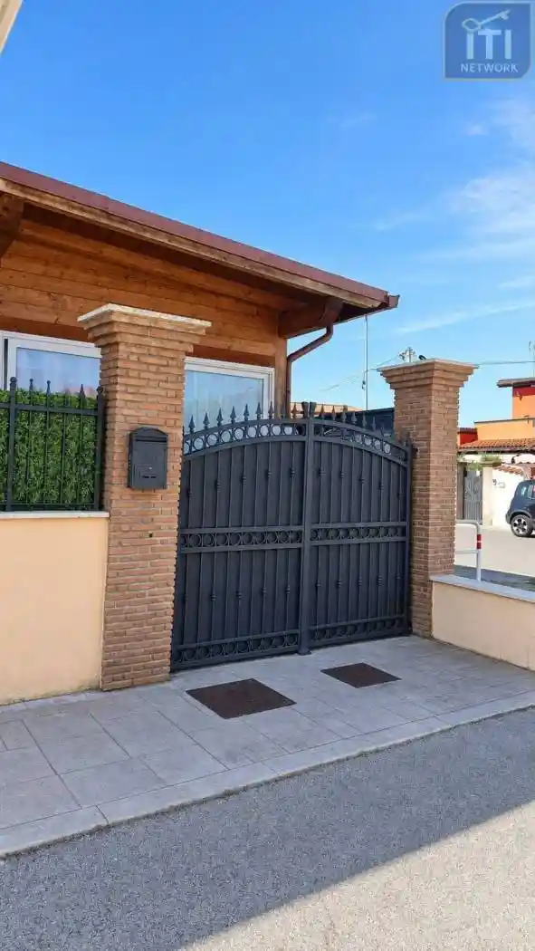 Villetta a schiera in vendita a Roma