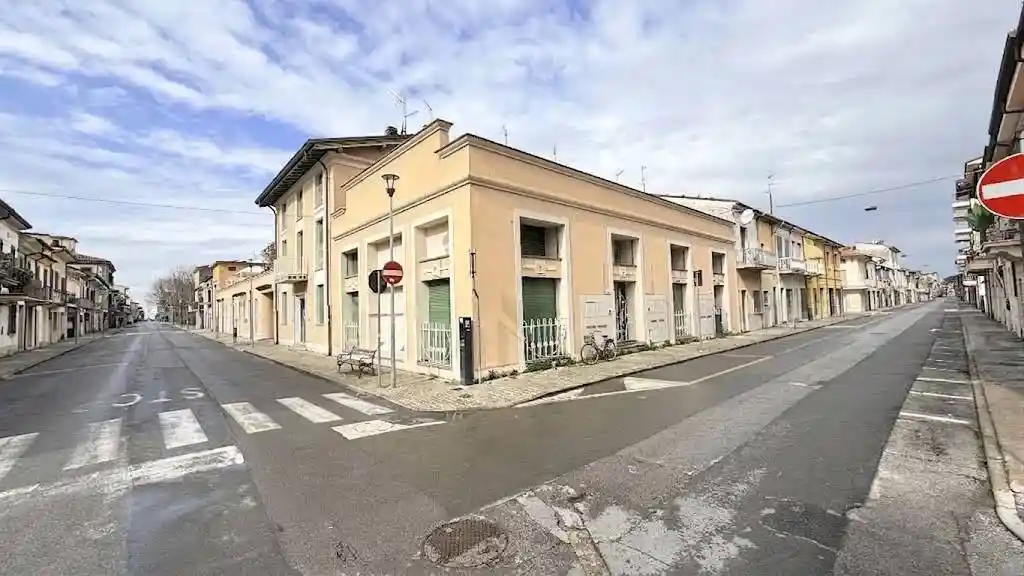 Appartamento in vendita a Viareggio
