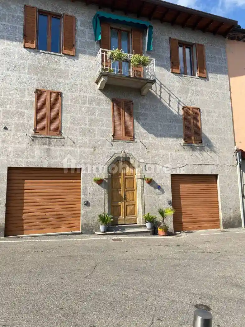 Appartamento in affitto a Cernobbio