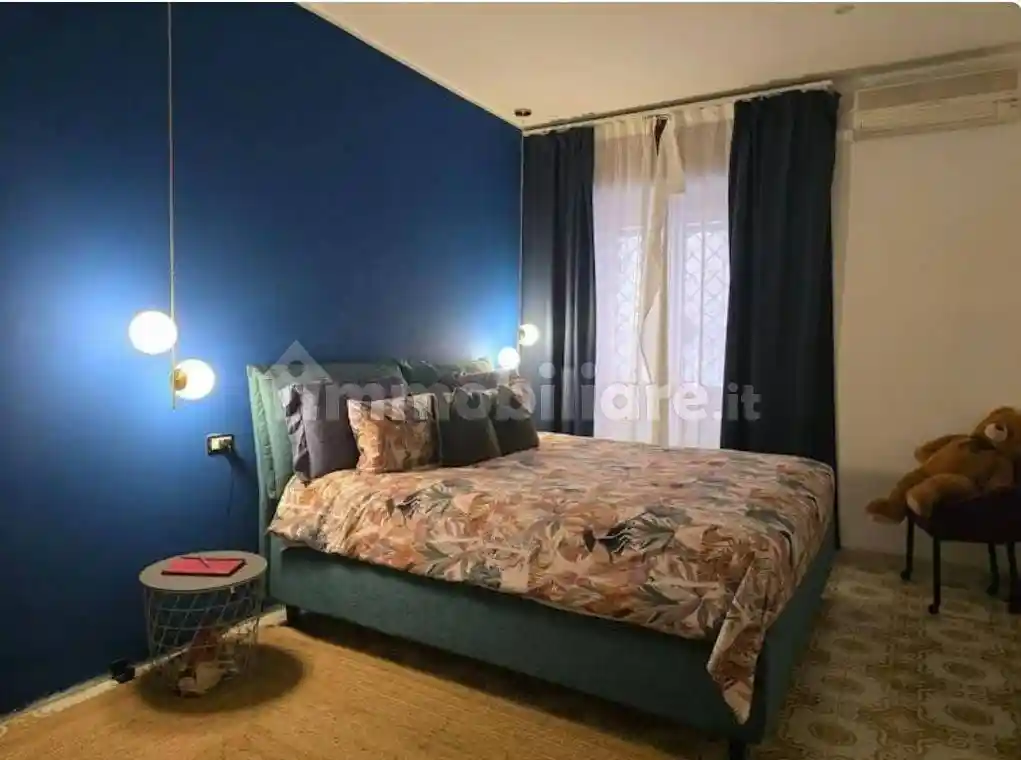 Appartamento in affitto a Napoli
