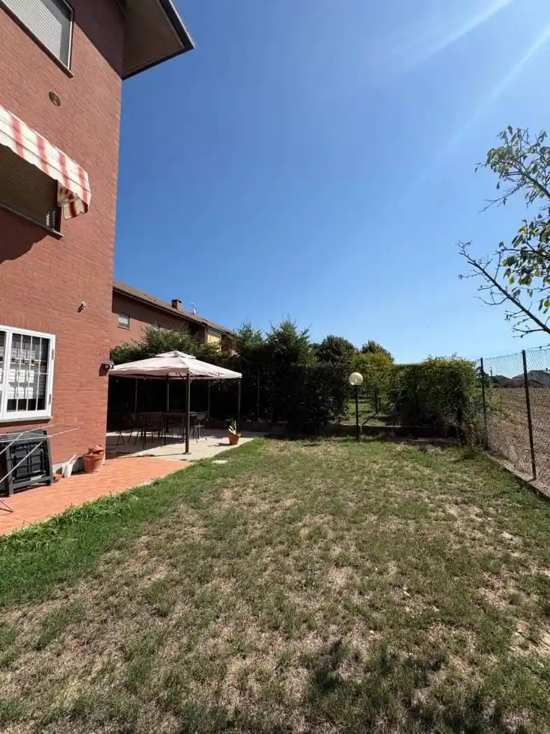 Appartamento in vendita a La Loggia