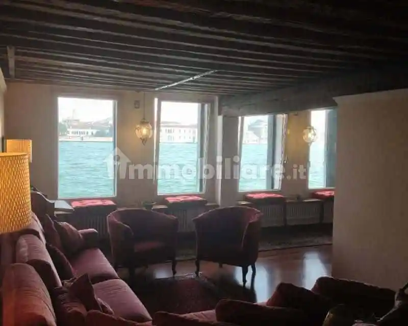 Appartamento in affitto a Venezia