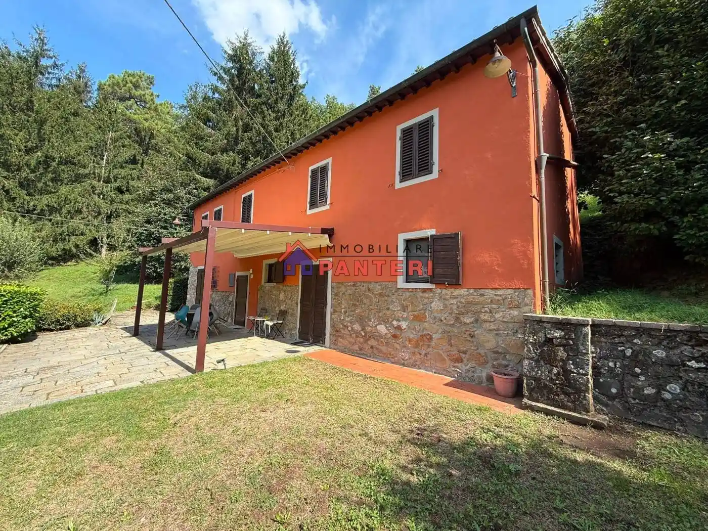 Rustico - Casale in vendita a Pescia