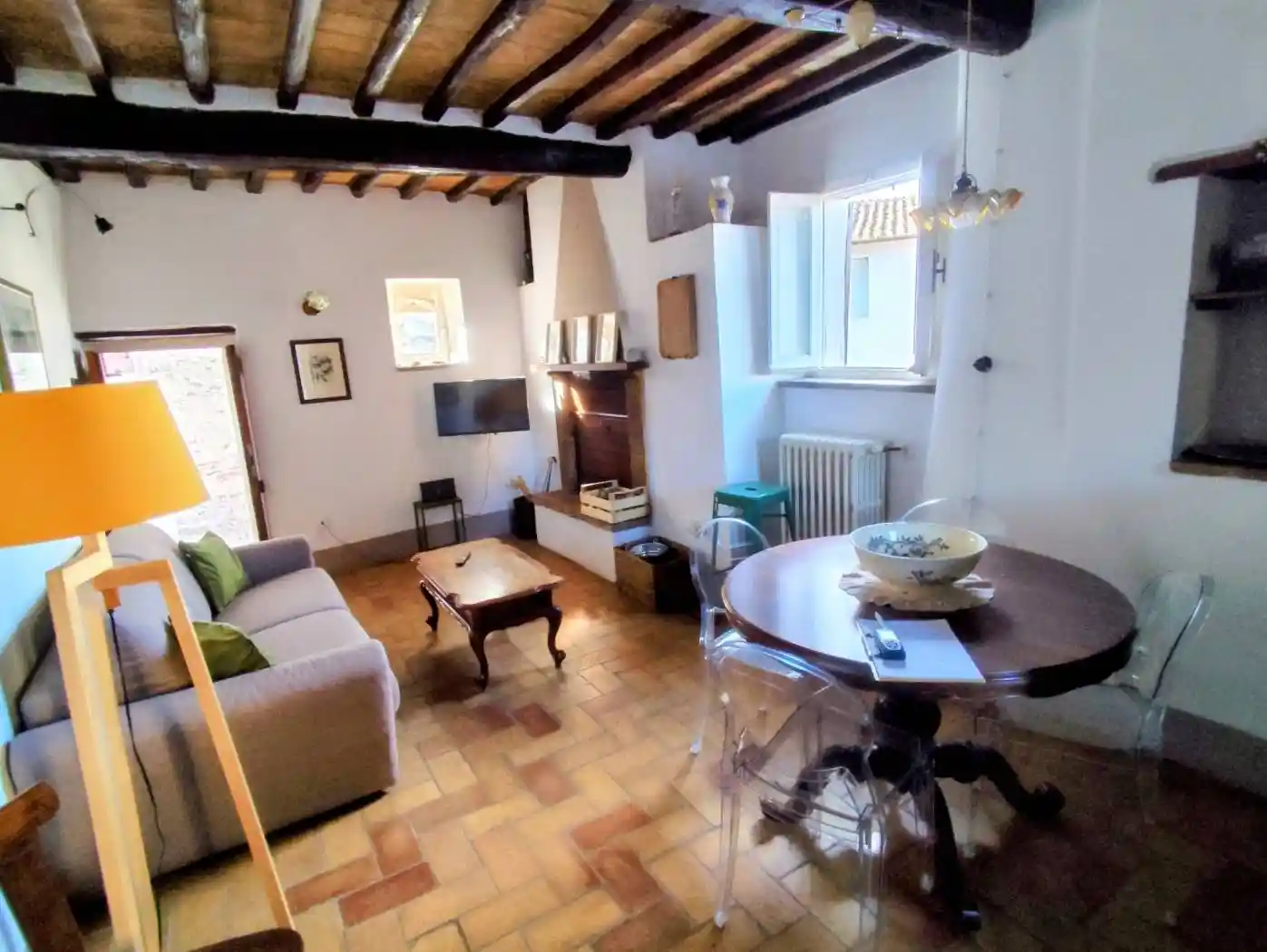 Casa indipendente in affitto a Amelia