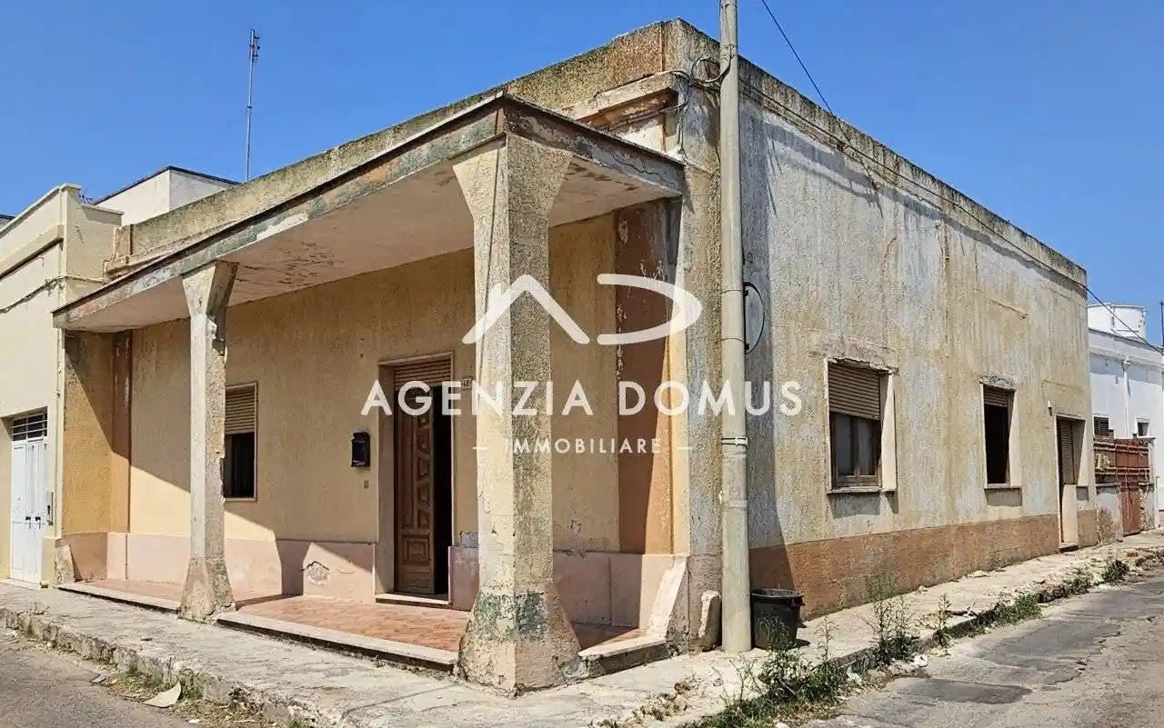 Casa indipendente in vendita a Alliste