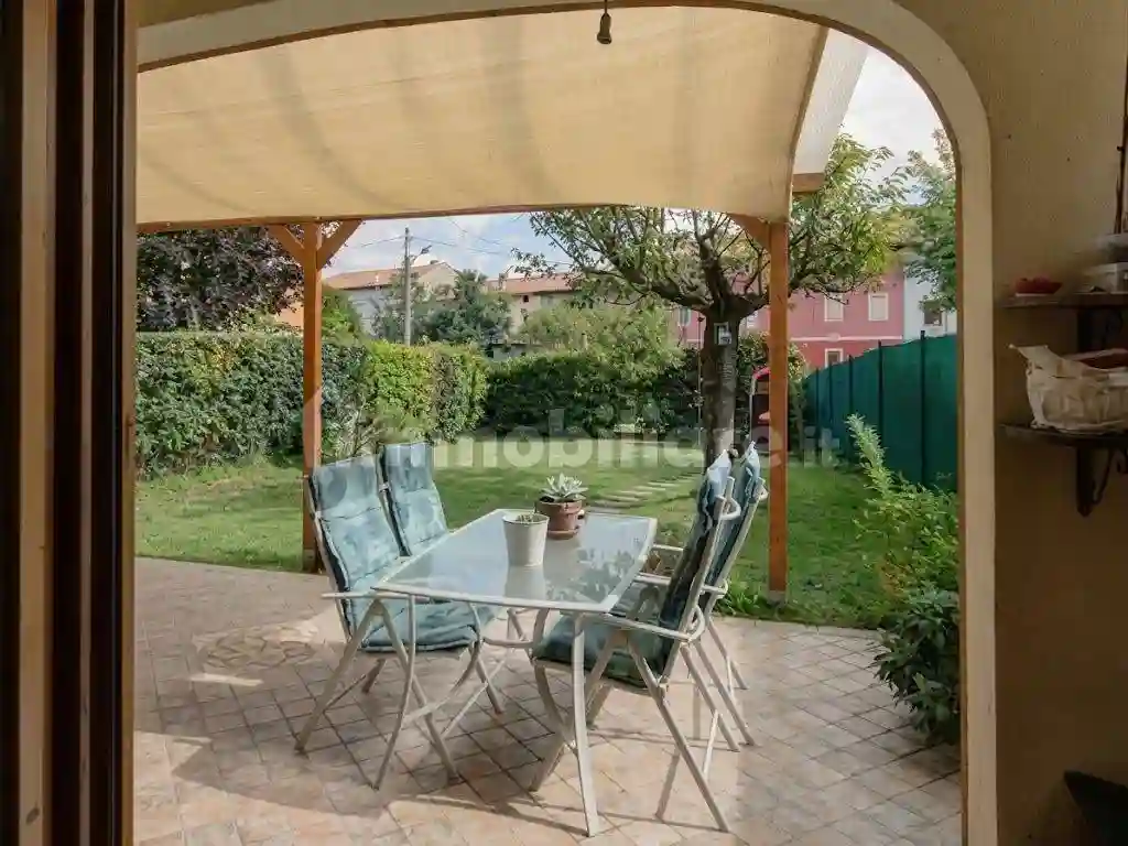 Villetta a schiera - foto 2