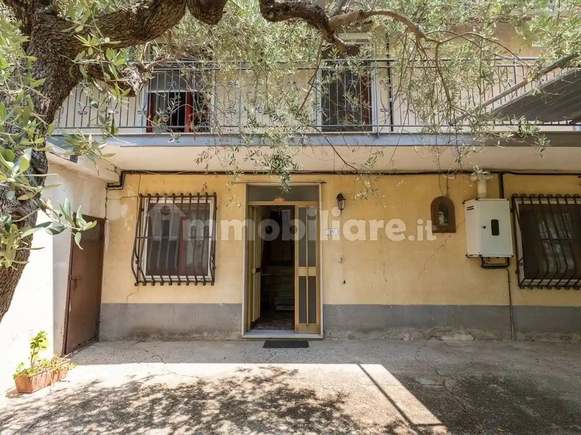 Casa indipendente in vendita a Roccadaspide