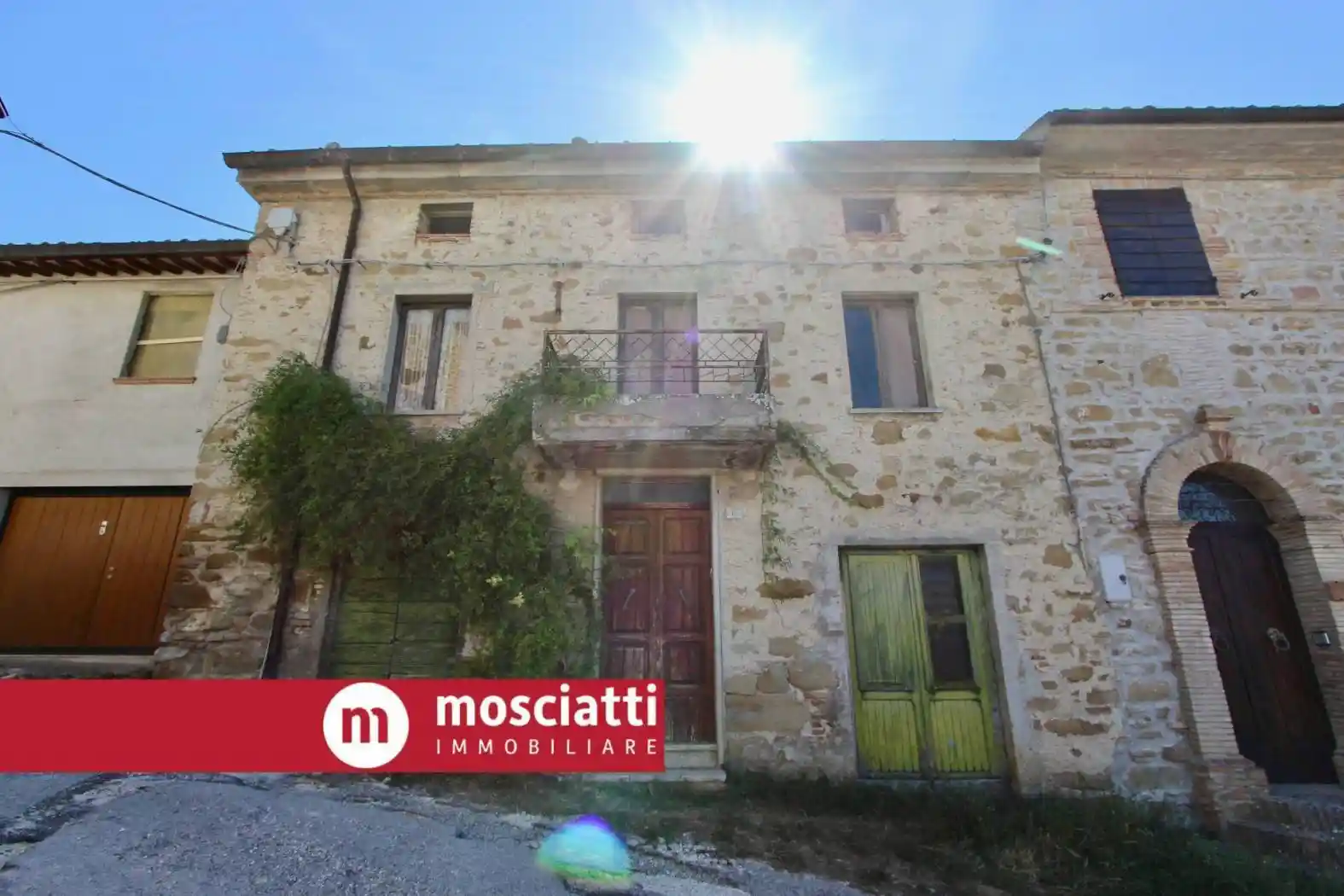 Casa indipendente in vendita a Castelraimondo