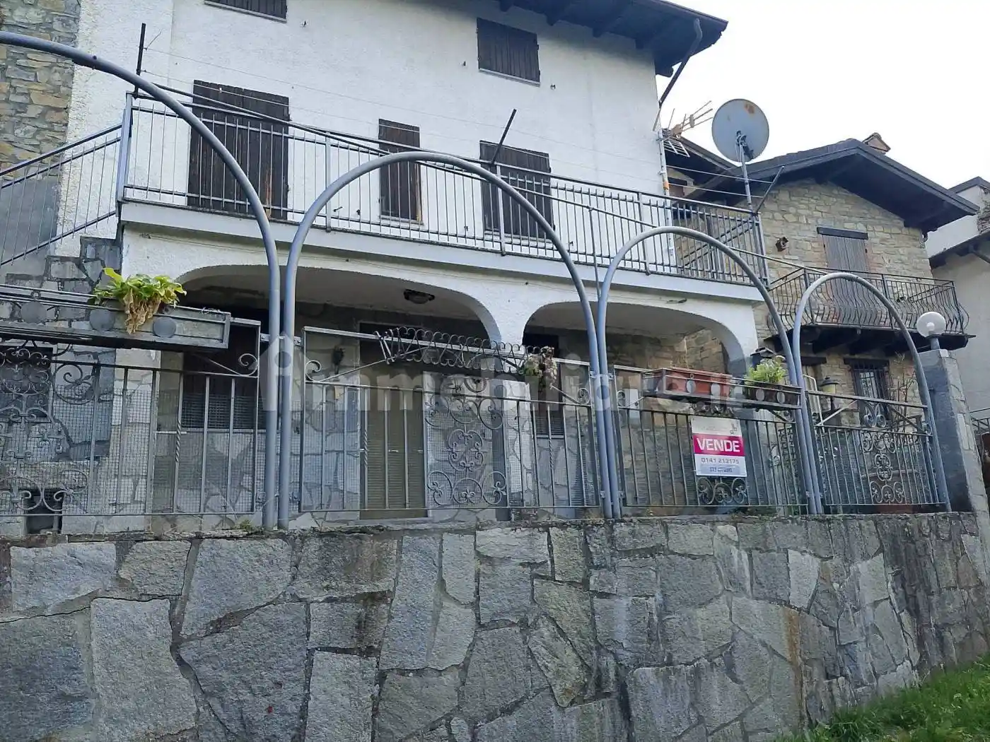 Casa indipendente in vendita a Fabbrica Curone