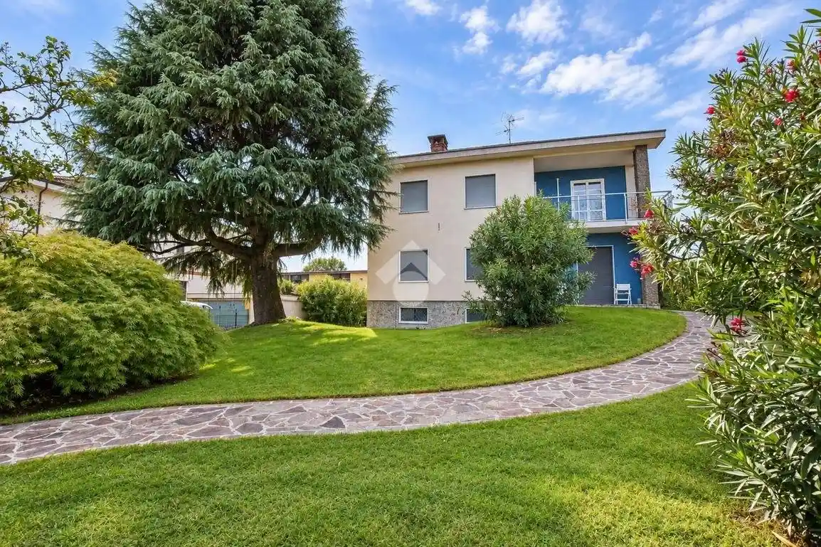 Villa in vendita a Settala