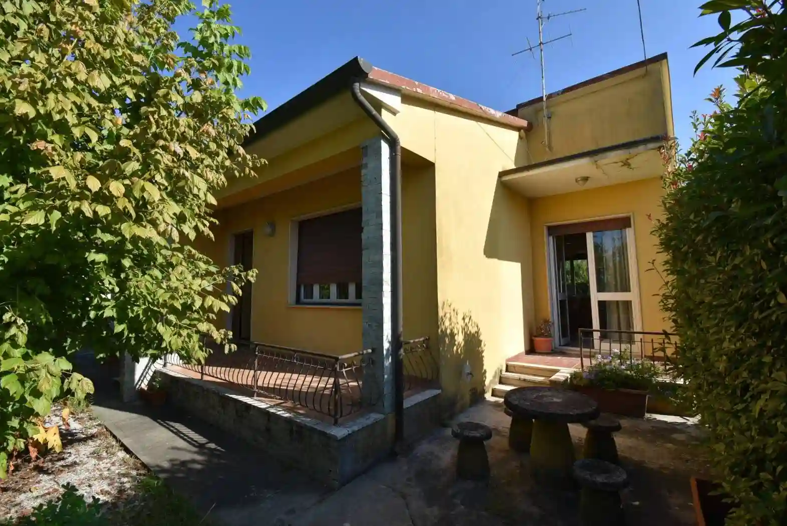 Villa - foto 2