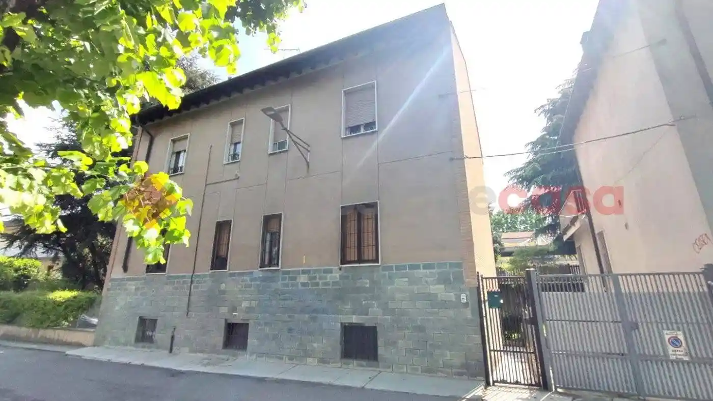 Appartamento in vendita a Locate di Triulzi