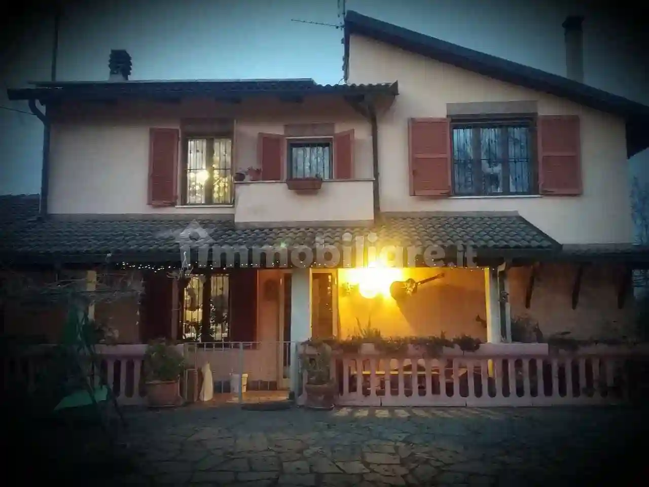 Villa - foto 2
