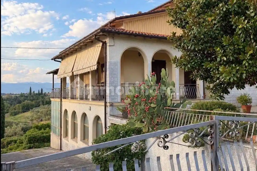 Casa indipendente in vendita a Cerreto Guidi