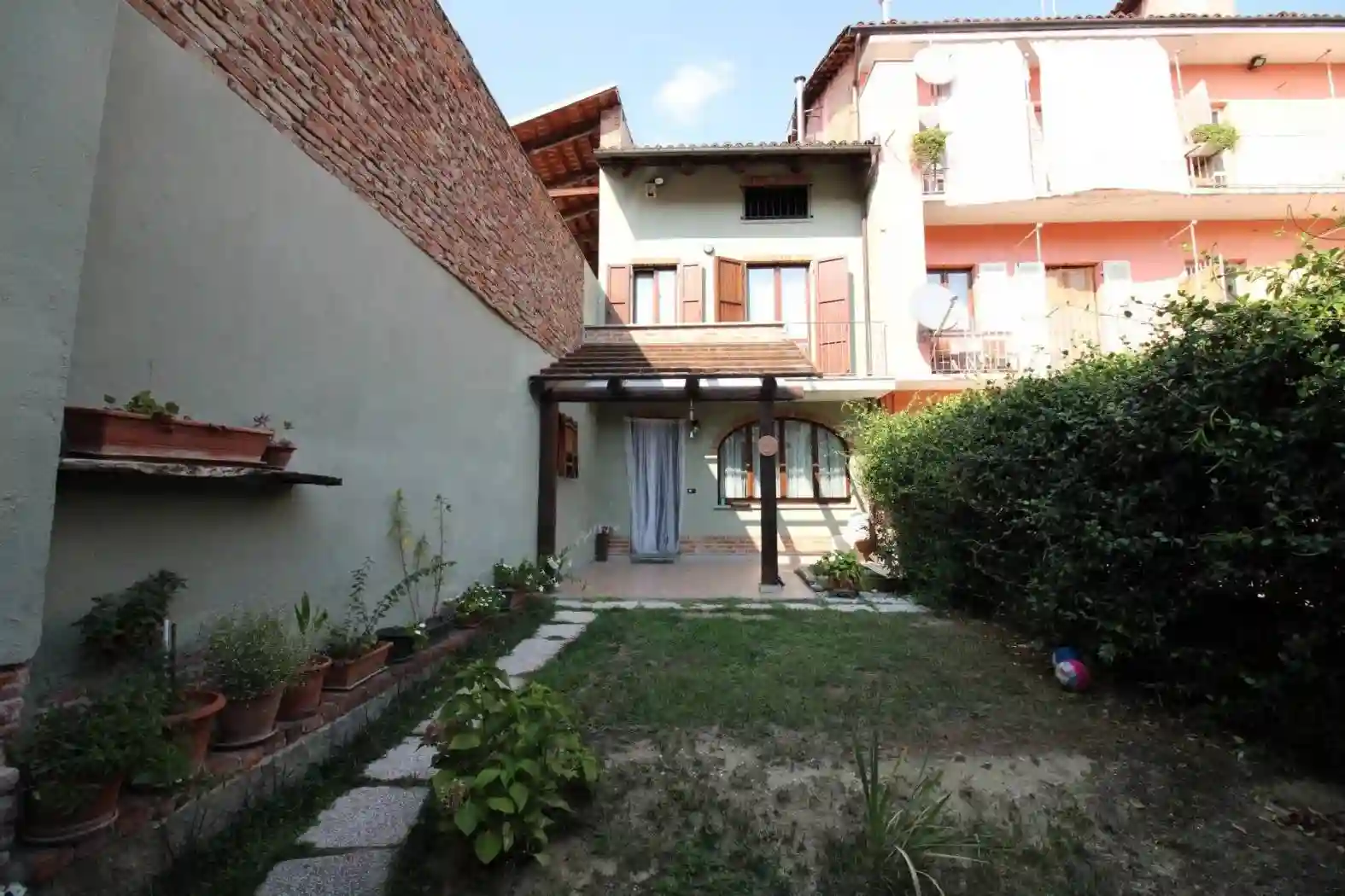 Villetta a schiera - foto 2
