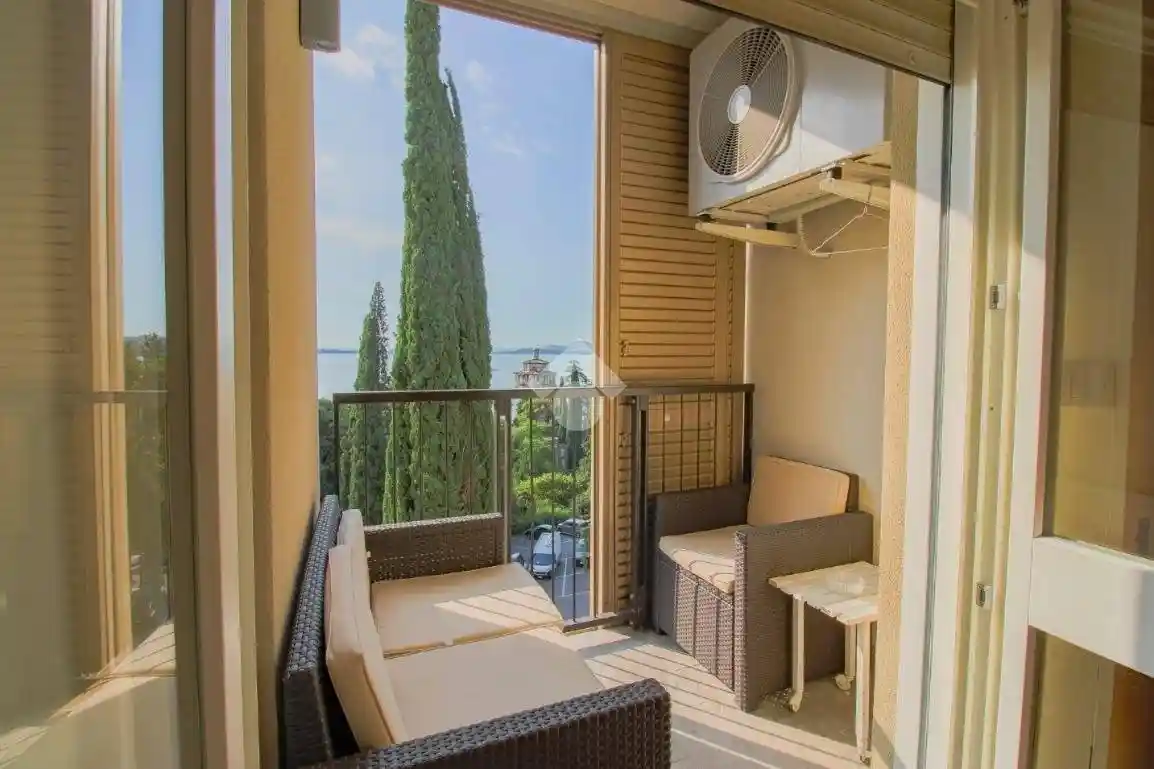 Appartamento in affitto a Gardone Riviera