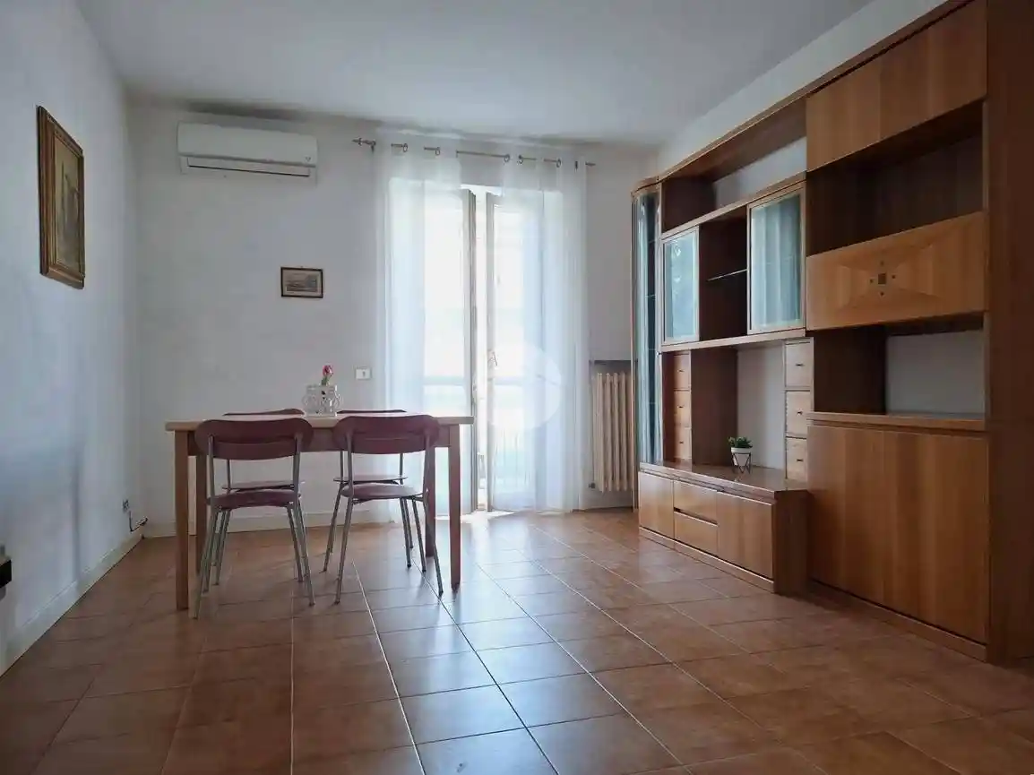 Appartamento in vendita a Voghera