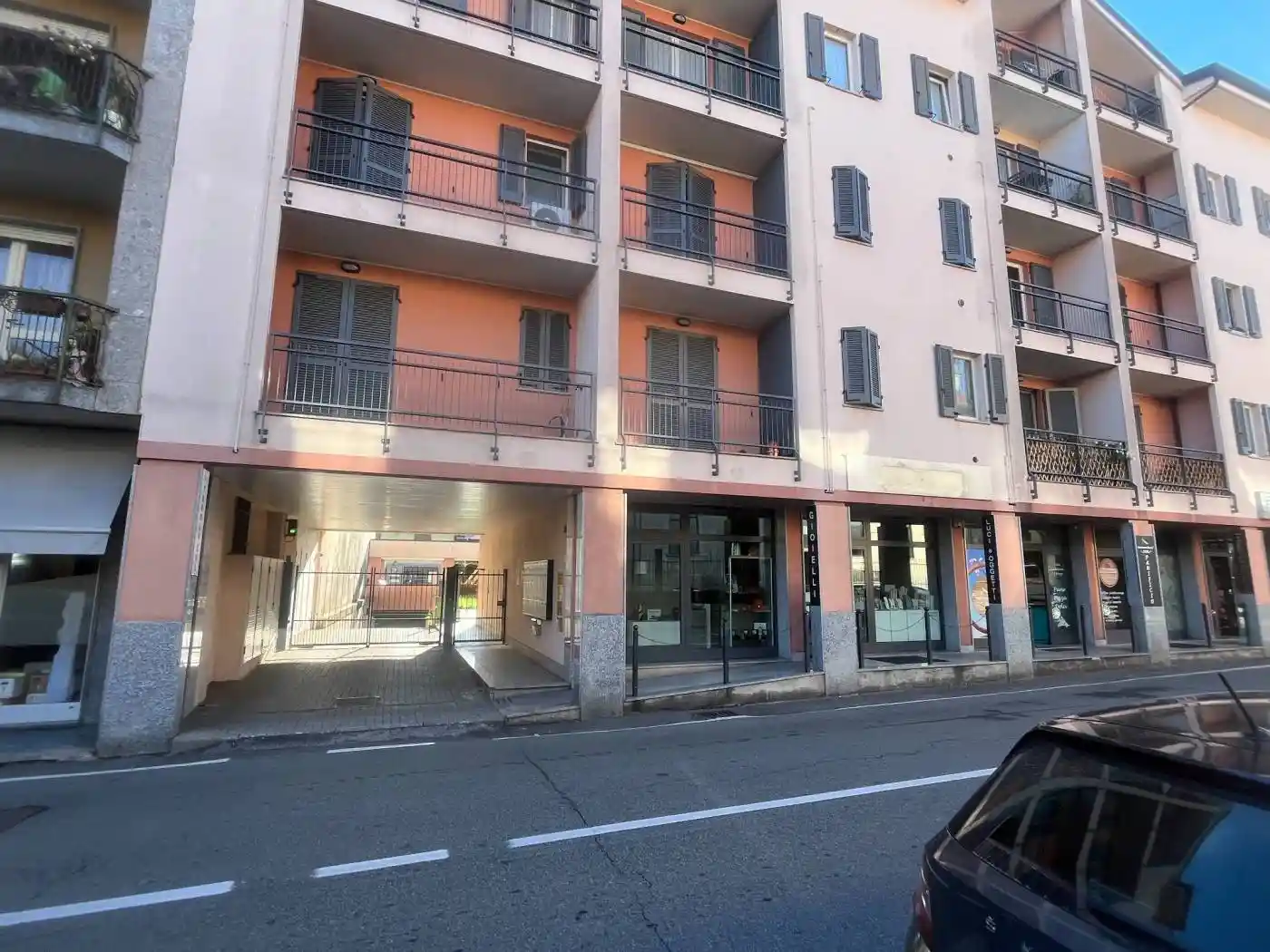 Appartamento in vendita a Borgomanero