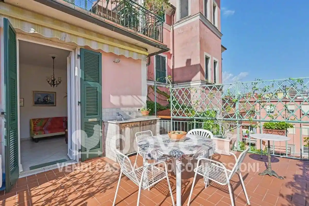 Appartamento in vendita a Lerici