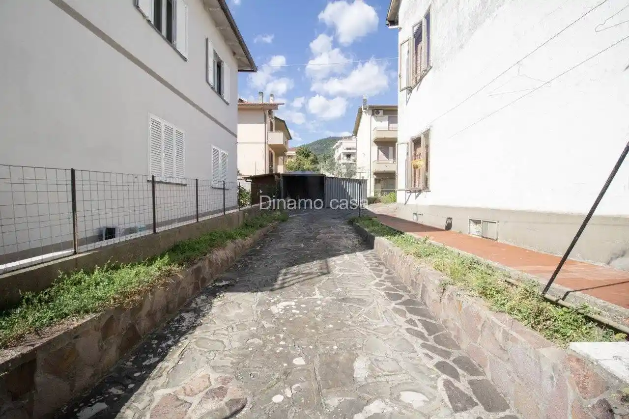 Casa indipendente in vendita a Montale
