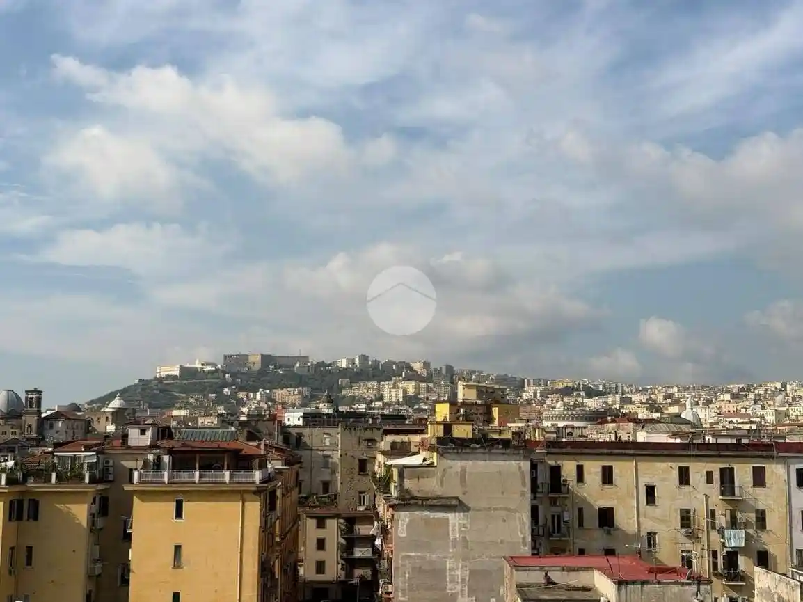 Appartamento in vendita a Napoli