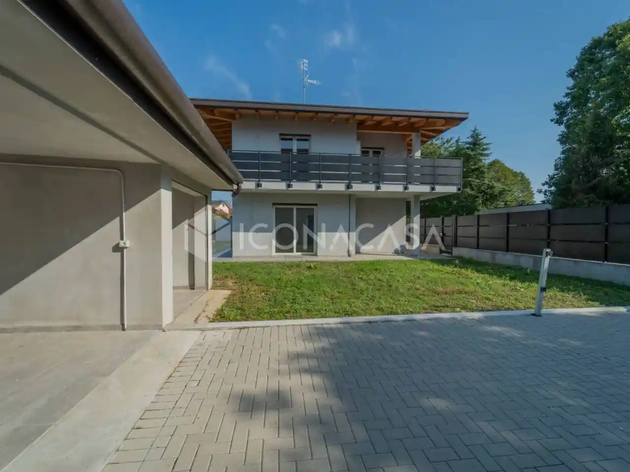 Villa in vendita a Magnago