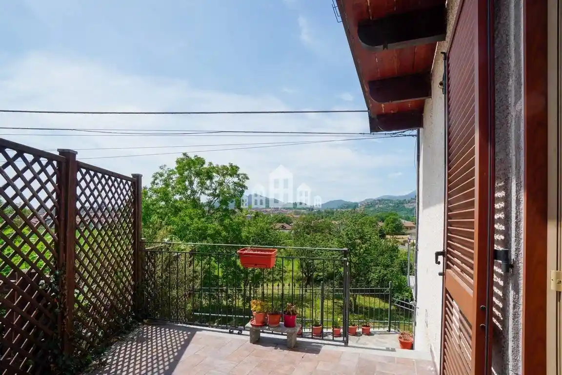 Casa indipendente in vendita a Cuorgnè
