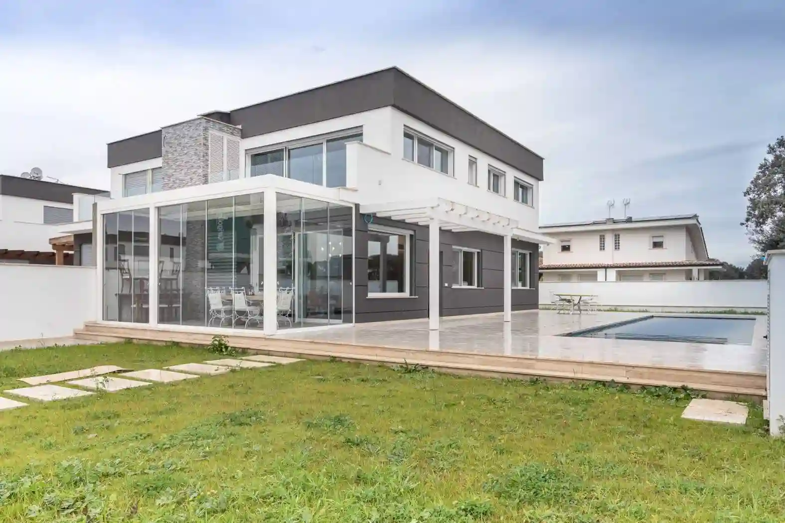 Villa - foto 3
