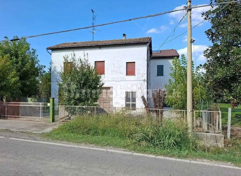 Villa in affitto a Cavezzo